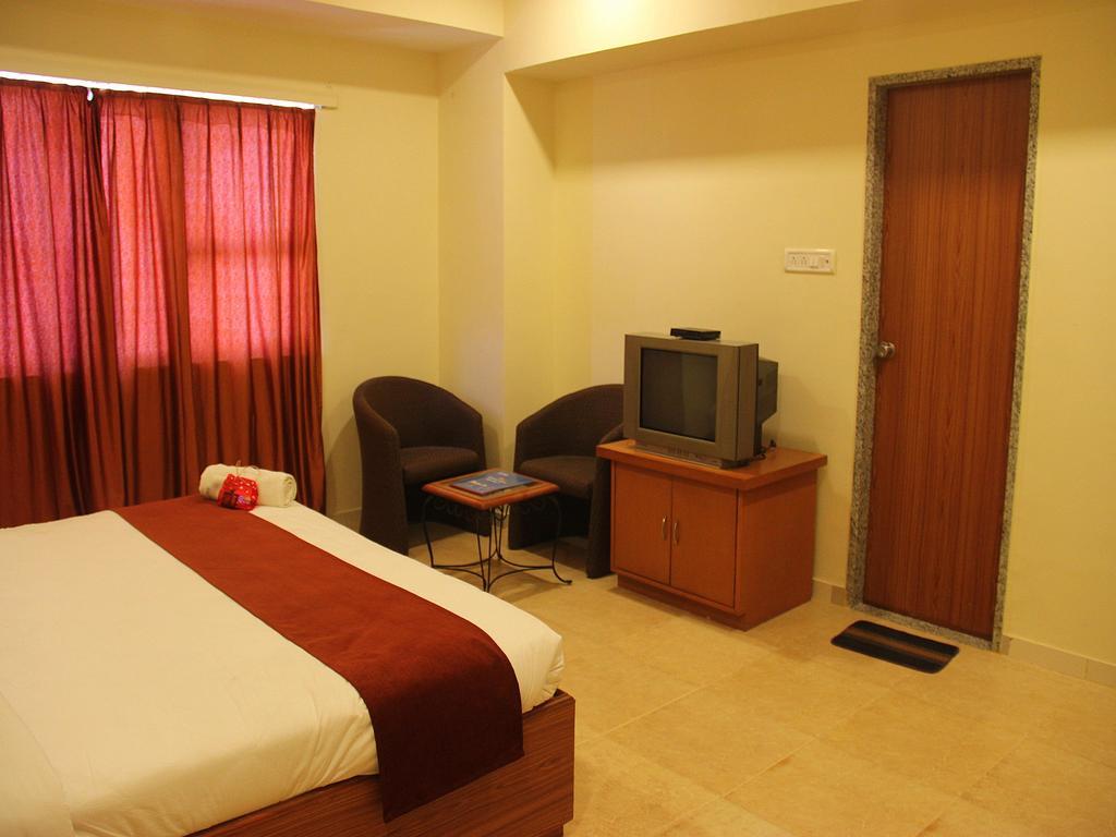 Hotel R V Regency Amritsar Exterior foto