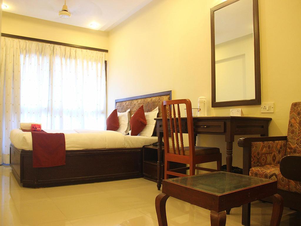 Hotel R V Regency Amritsar Exterior foto